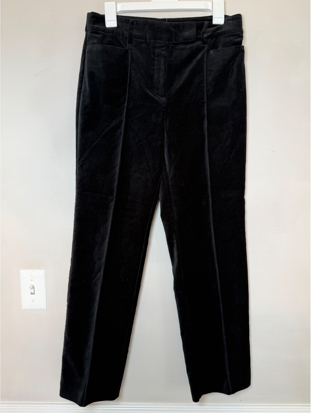 LOFT Women's Black Velvet Straight Leg Pants Size 4